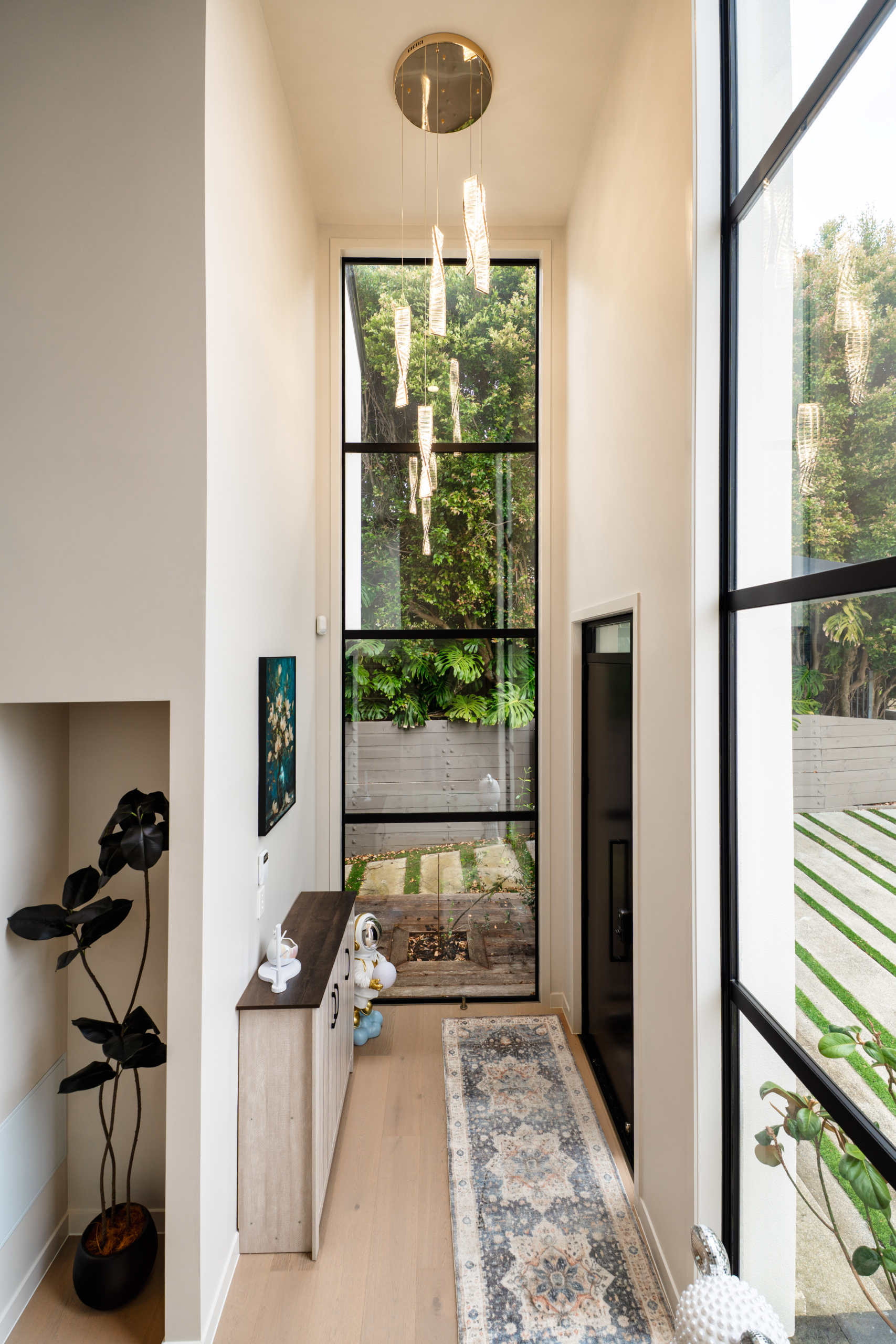 221779388__1791153252-36830-DETAIL-4 A Hidden Pearl of Pure Architecture & Light