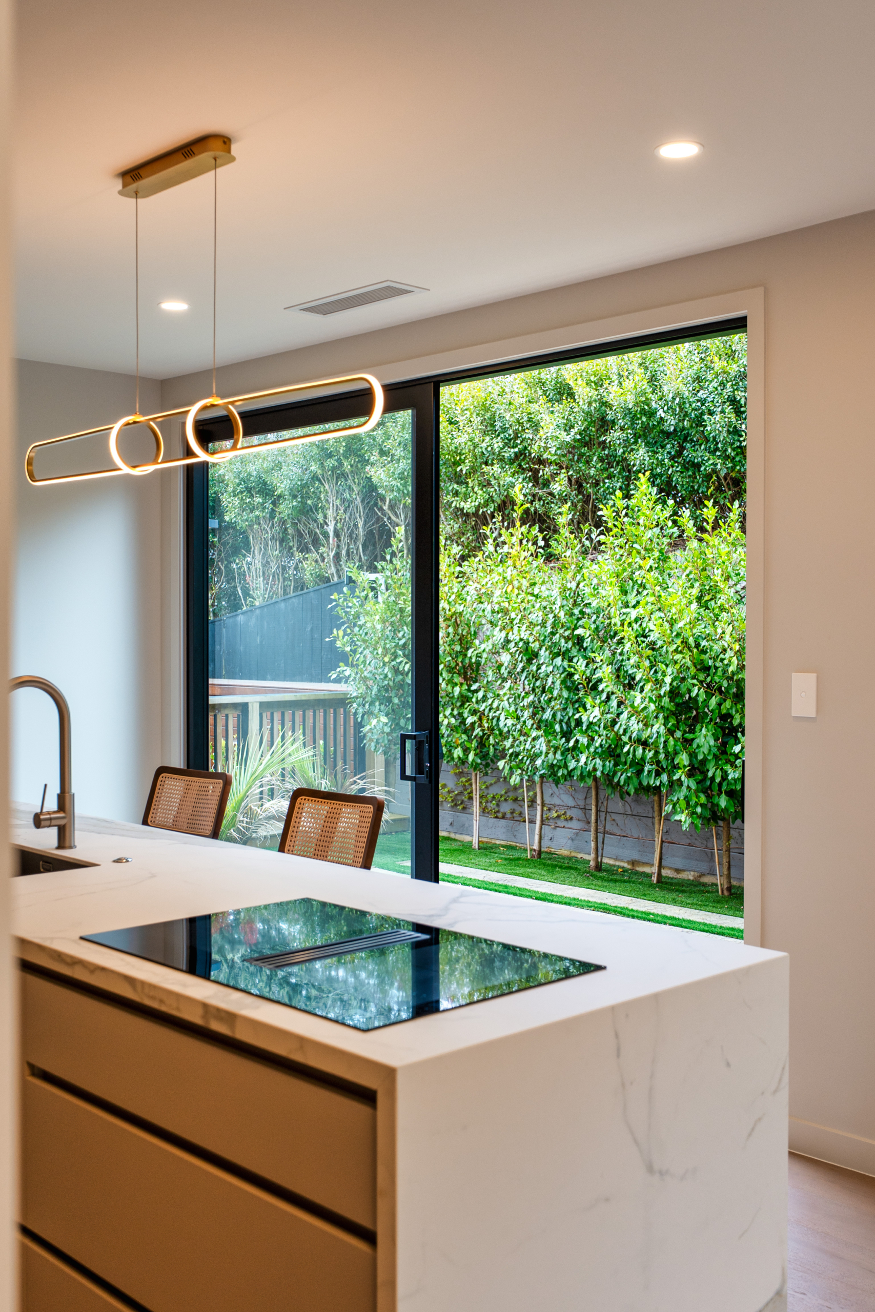 221779667__1791153276-24512-DETAIL-16 A Hidden Pearl of Pure Architecture & Light