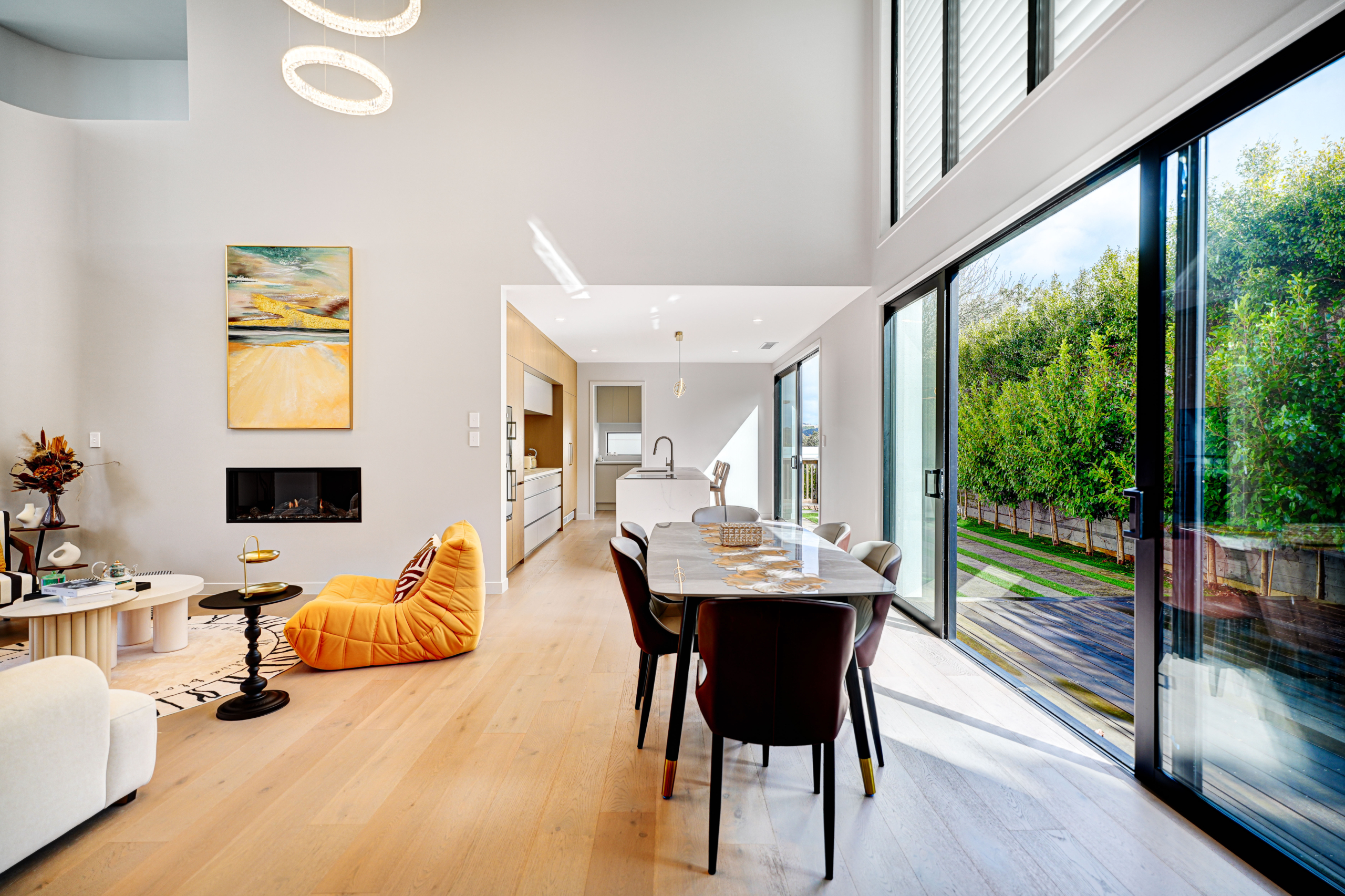 221779900__1791153317-24722-INTERIOR-7 A Hidden Pearl of Pure Architecture & Light