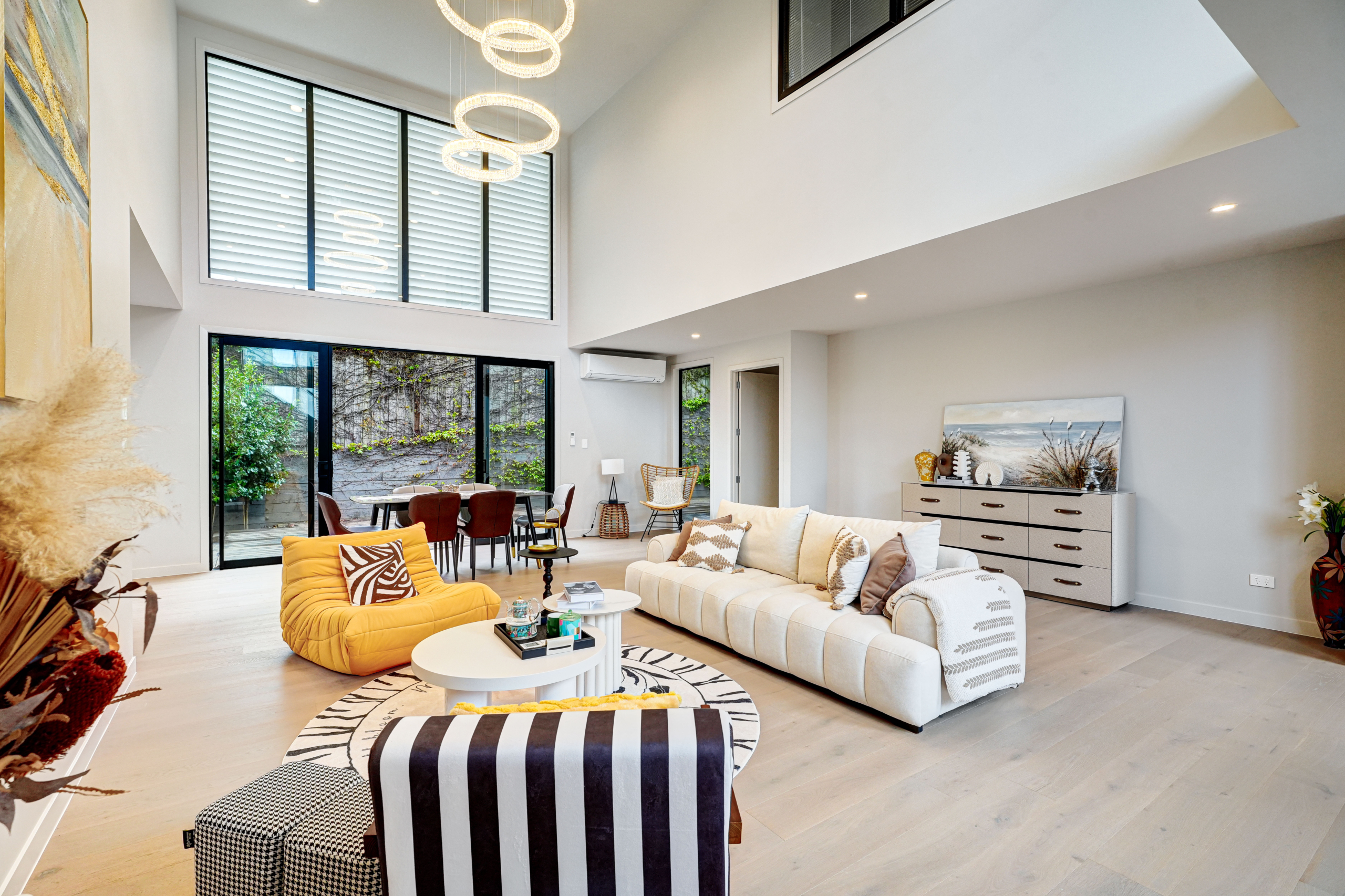 221780152__1791153358-37056-INTERIOR-27 A Hidden Pearl of Pure Architecture & Light